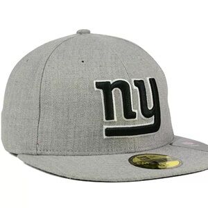 New Era 59FIFTY NFL New York Giants Heather Gray and Black fitted.  7 3/8.